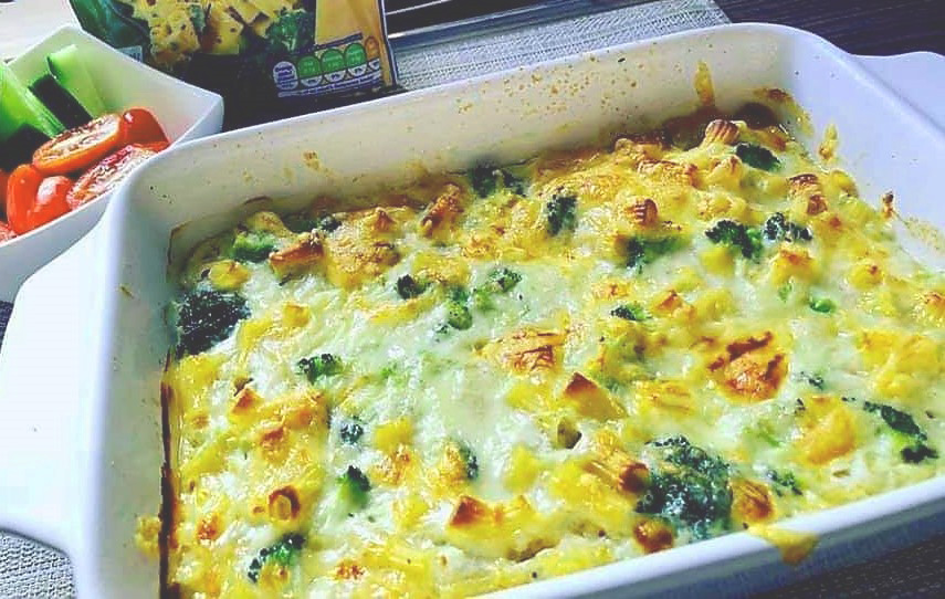 Chicken And Broccoli Pasta Bake