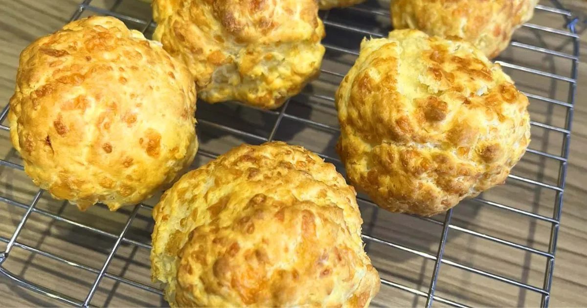 Air Fryer Cheese Scones