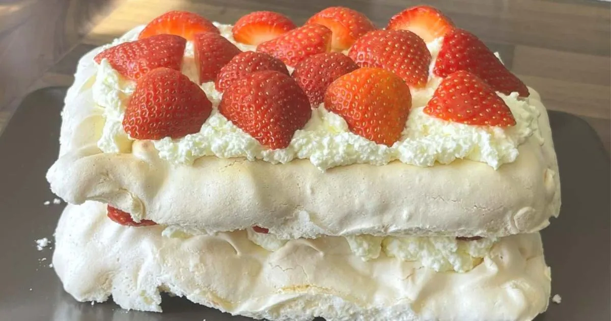 Air Fryer Pavlova